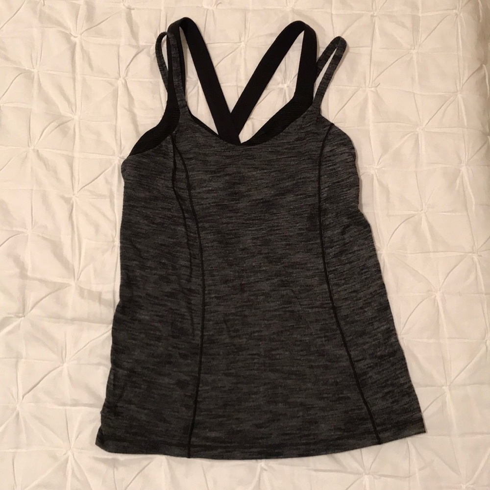 Lululemon top
